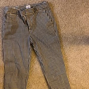 Gap checkerboard slack pants